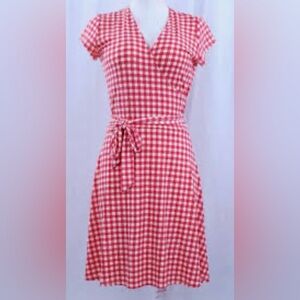VTG Leota Red Gingham Midi Wrap Dress Sz M made in USA Easy to wear preppy
